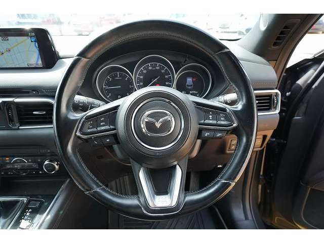 Mazda CX-8 4