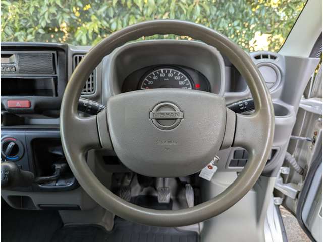 Nissan NV100 Clipper 10