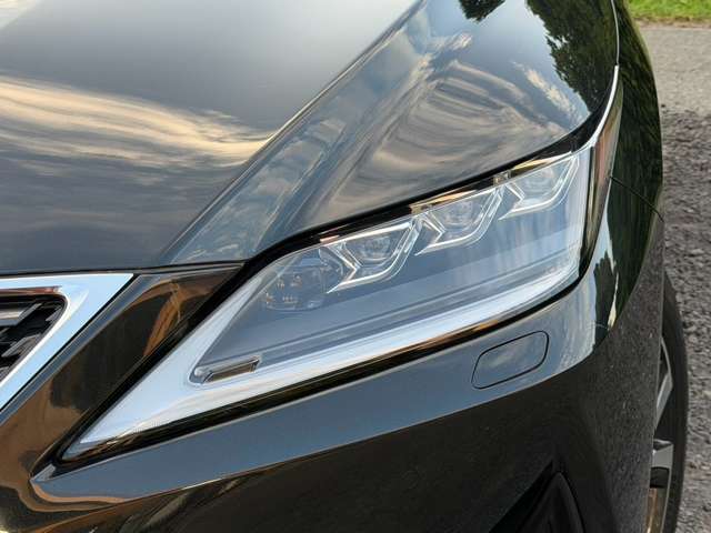 Lexus RX 7