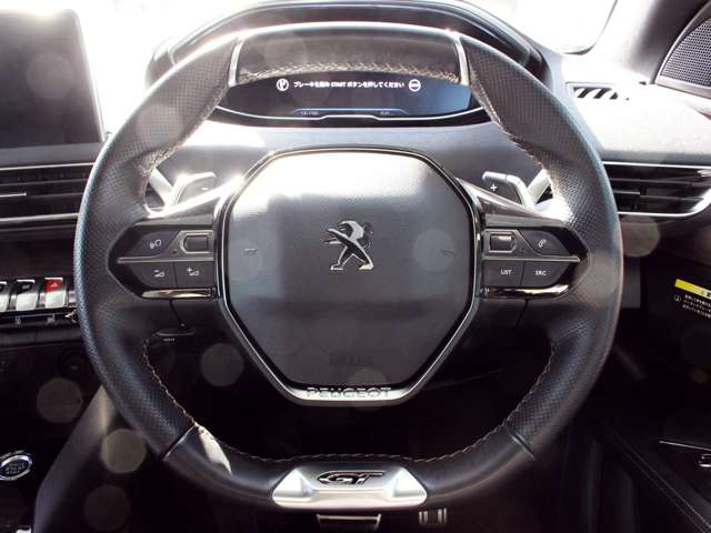 Peugeot 3008 8