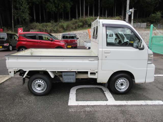 Daihatsu Hijet Truck 5