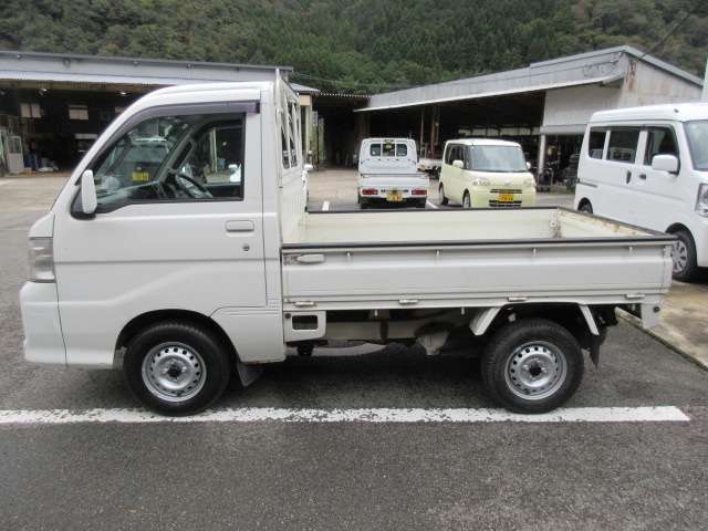 Daihatsu Hijet Truck 6