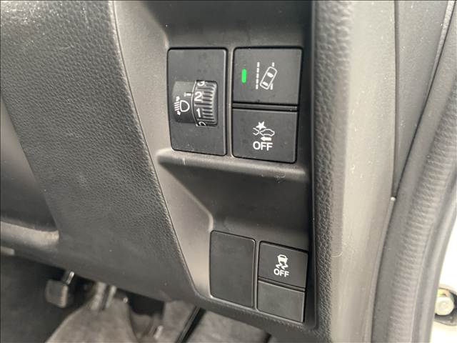 Honda N-VAN 12
