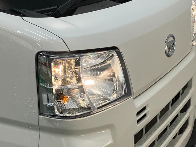 Daihatsu Hijet Cargo 11