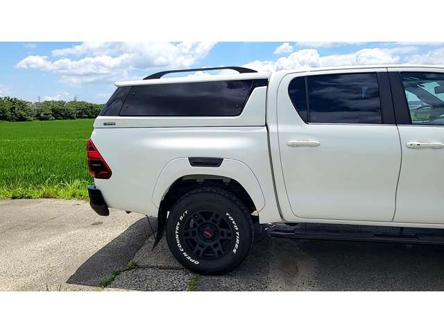 Toyota Hilux 11