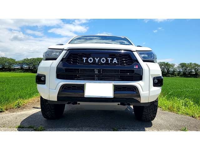 Toyota Hilux 5