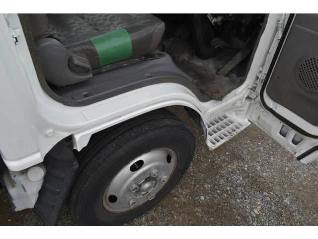 Nissan Atlas 11
