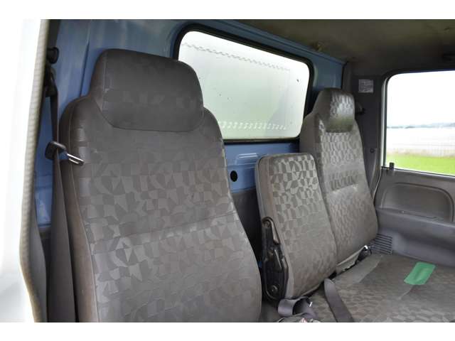 Nissan Atlas 8