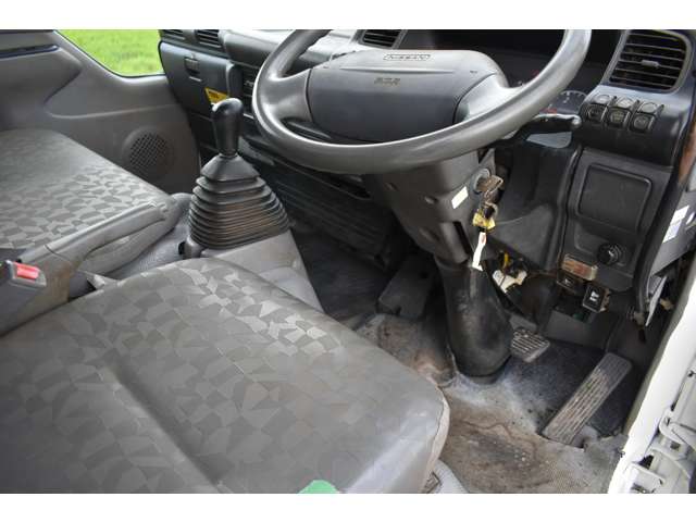 Nissan Atlas 10