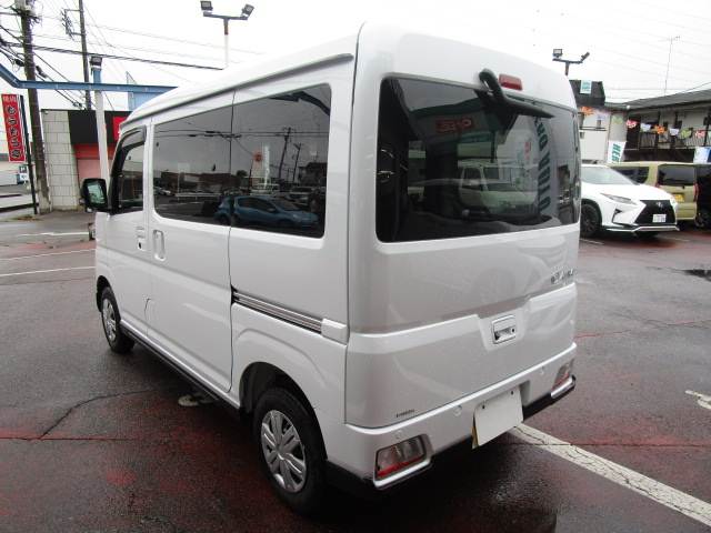 Daihatsu Atrai 3