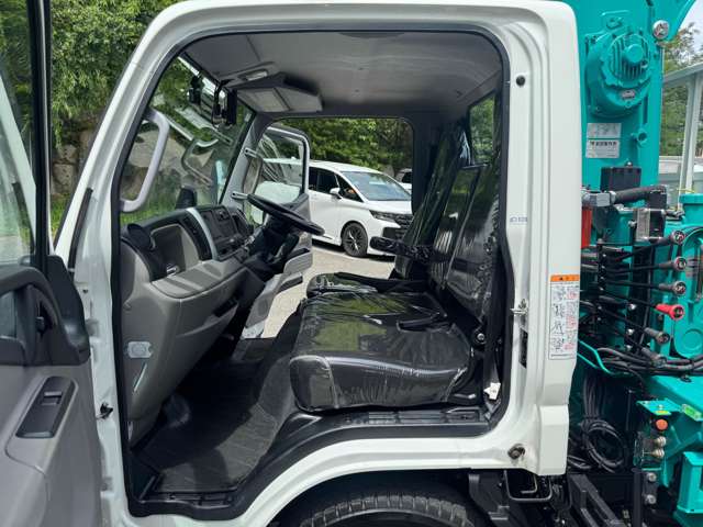 Mitsubishi Fuso Canter 12