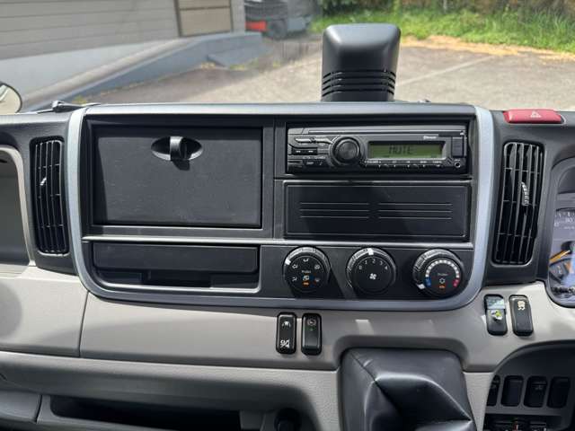 Mitsubishi Fuso Canter 6