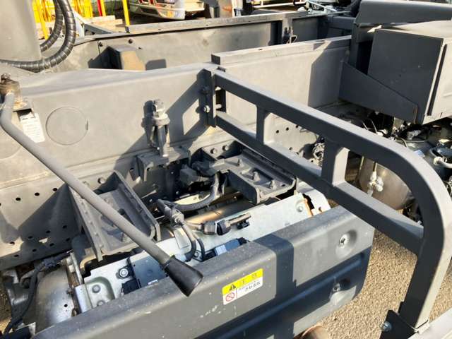 Isuzu Forward 12