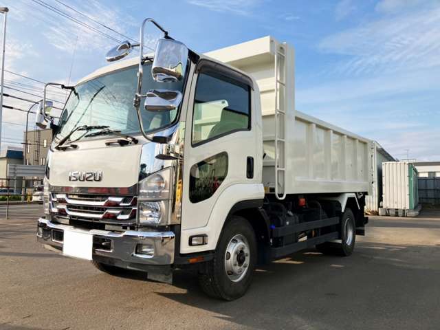 Isuzu Forward 2