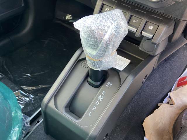 Suzuki Jimny Nomade 5
