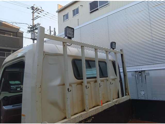 Mitsubishi Fuso Canter 7