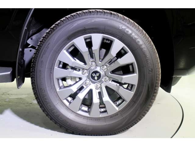 Mitsubishi Triton 7
