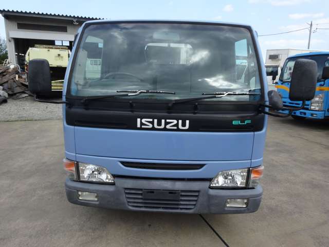 Isuzu Elf 2