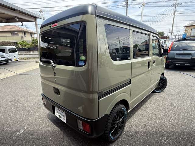 Suzuki Every 12
