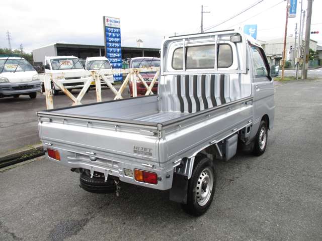 Daihatsu Hijet Truck 4