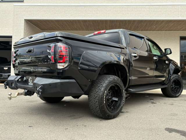 Toyota Tundra 6