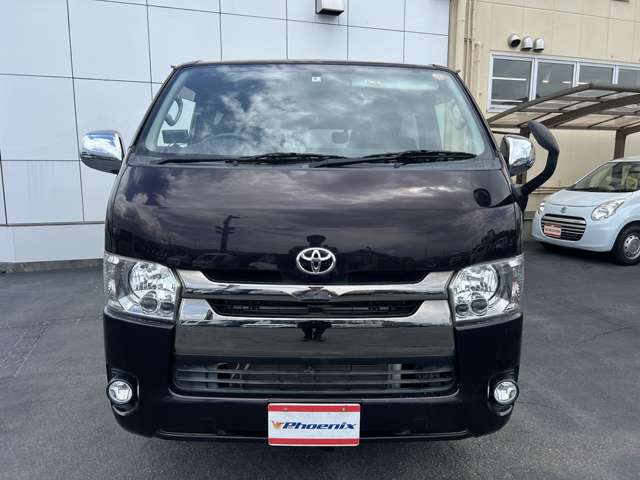 Toyota Regius Ace 3