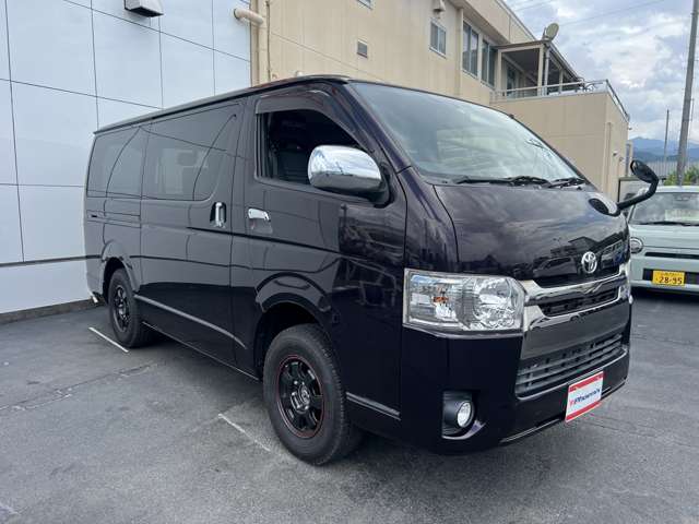 Toyota Regius Ace 4