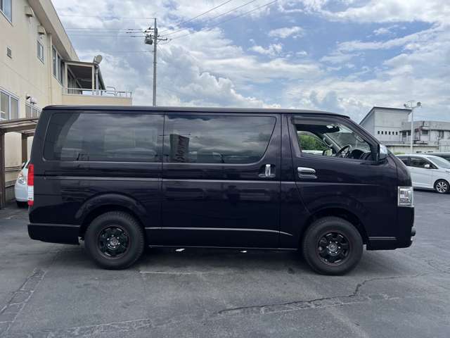 Toyota Regius Ace 5