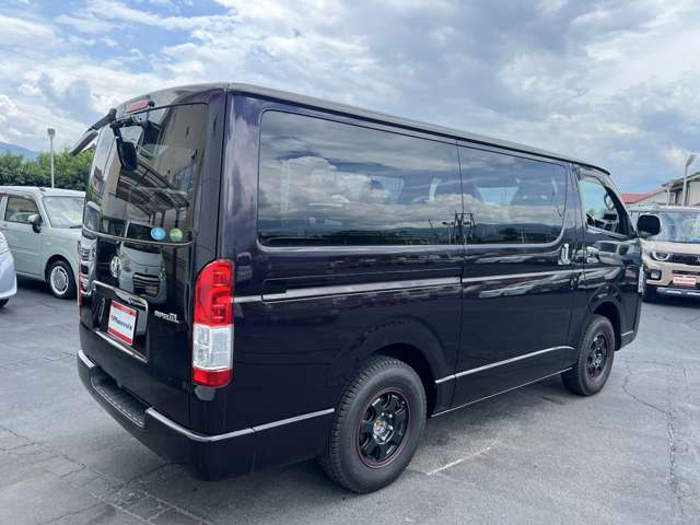 Toyota Regius Ace 6