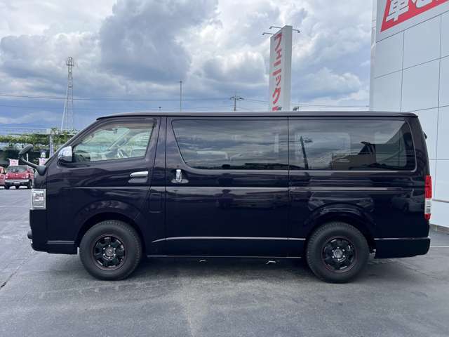 Toyota Regius Ace 9