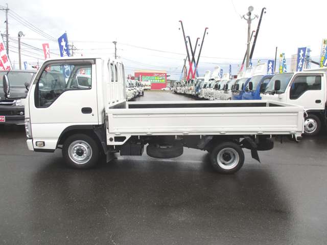 Isuzu Elf 3