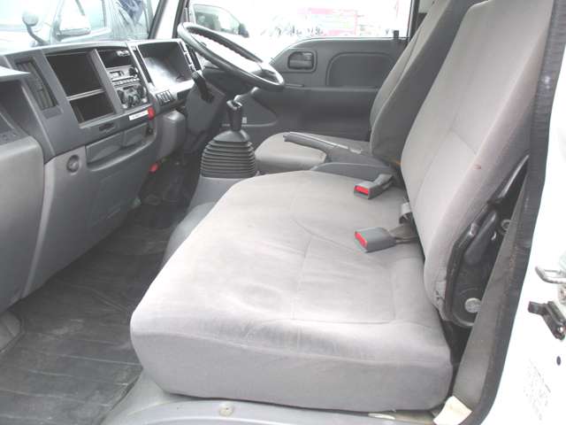 Isuzu Elf 10