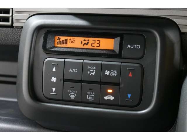 Honda N-VAN 10