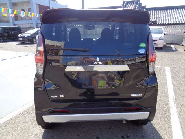 Mitsubishi eK X 7