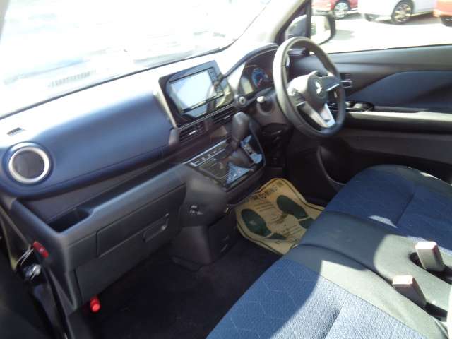 Mitsubishi eK X 10