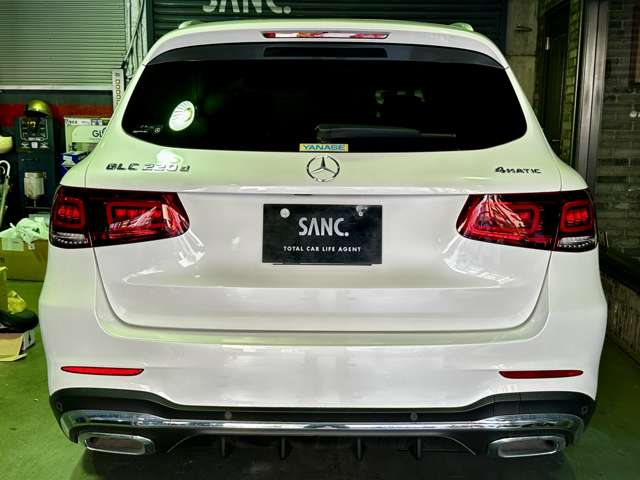 Mercedes-Benz GLC 8