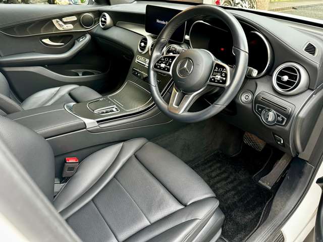 Mercedes-Benz GLC 10