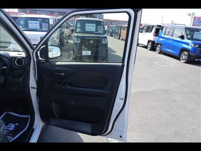Mitsubishi eK X 11