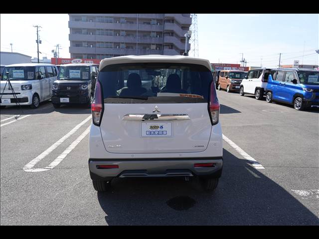 Mitsubishi eK X 8