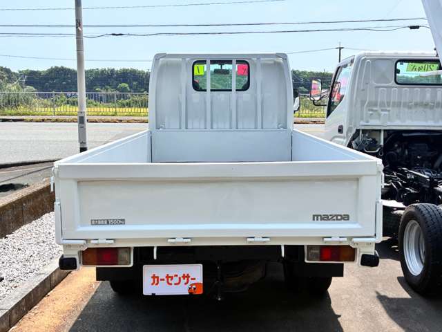 Mazda Titan Dash 11