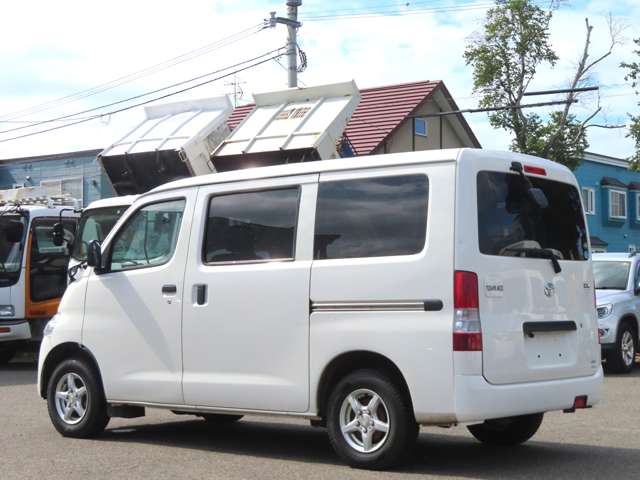 Toyota Town Ace Van 11