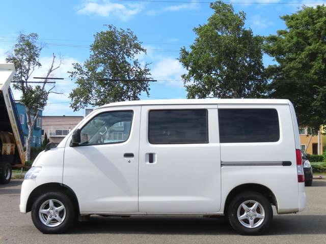 Toyota Town Ace Van 10