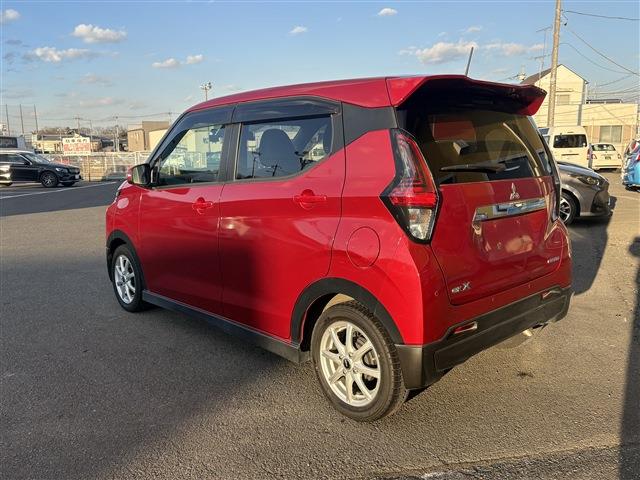 Mitsubishi eK X 9
