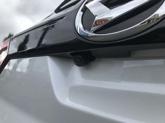 Daihatsu Rocky 11