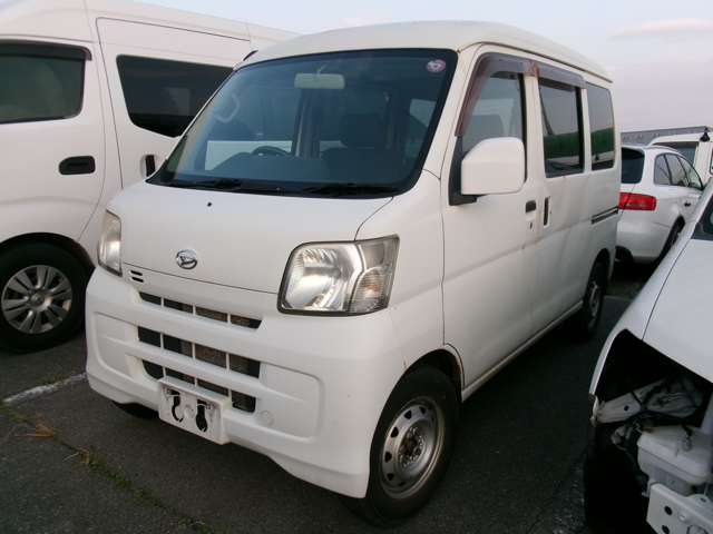 Daihatsu Hijet Cargo 3