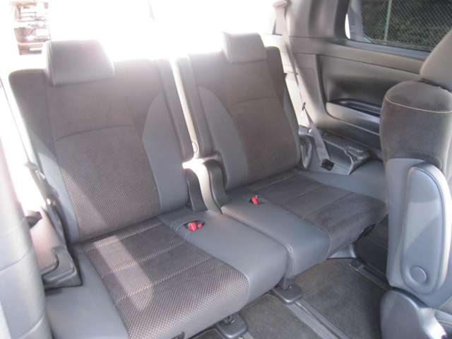 Toyota Alphard 11