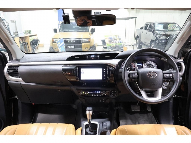 Toyota Hilux 4