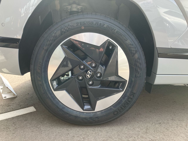 Hyundai Kona 12