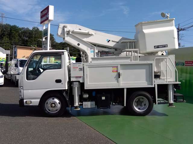 Isuzu Elf 5
