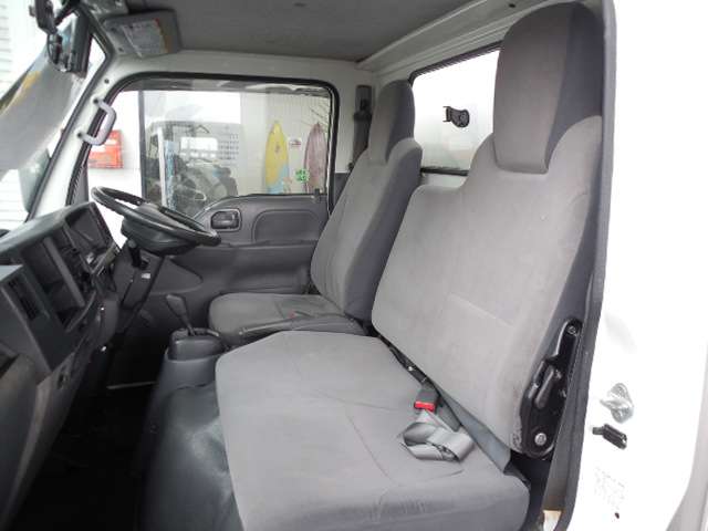 Isuzu Elf 10